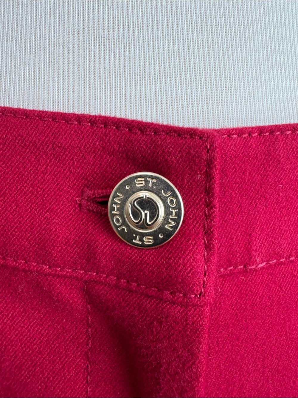 St. John Wide-Leg Pants in Deep Raspberry - Picture 3 of 6
